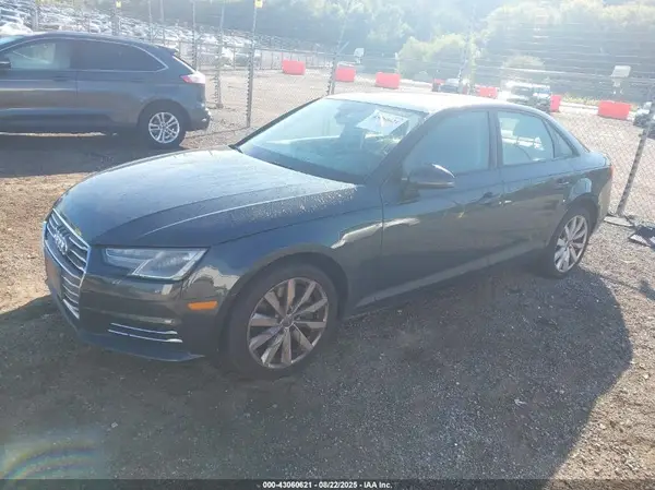 WAUANAF41HN001384 2017 AUDI A4 - Image 2