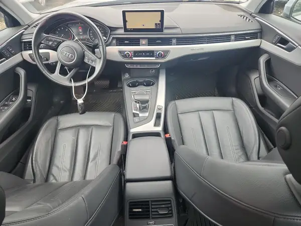 WAUANAF41HN017133 2017 AUDI A4 - Image 8