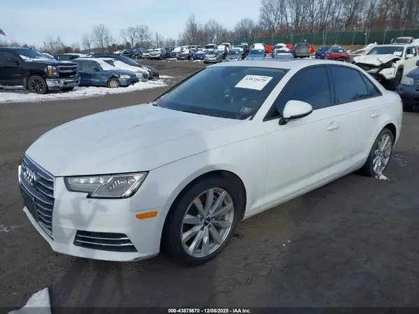 WAUANAF42HN025547 2017 AUDI A4 - Image 2