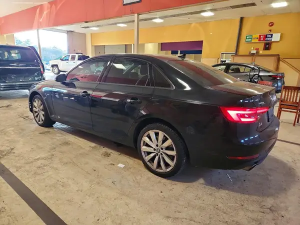 WAUANAF43HN008157 2017 AUDI A4 - Image 2