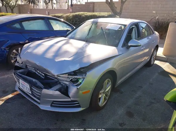 WAUANAF43HN025301 2017 AUDI A4 - Image 2