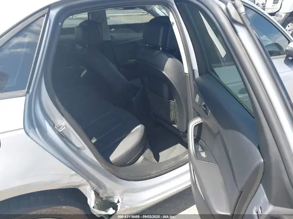 WAUANAF43HN057164 2017 AUDI A4 - Image 8