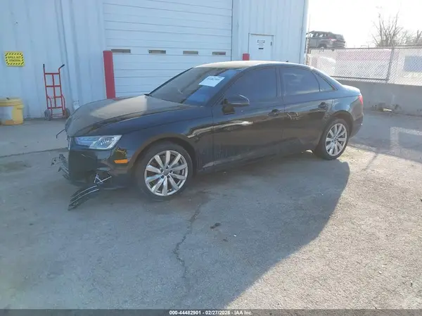 WAUANAF44HN004649 2017 AUDI A4 - Image 2