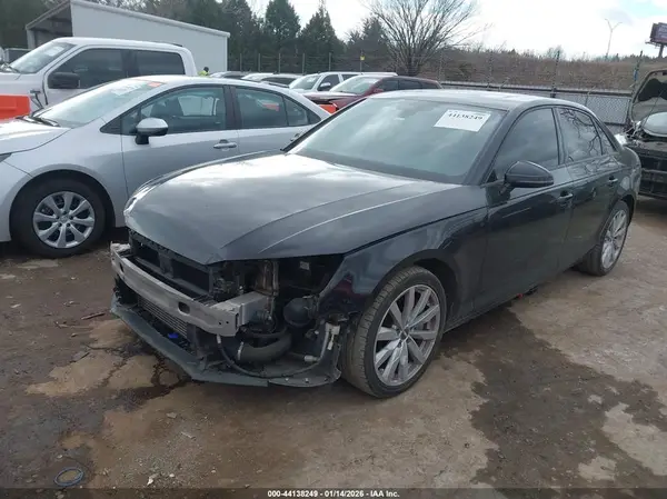 WAUANAF44HN025615 2017 AUDI A4 - Image 2
