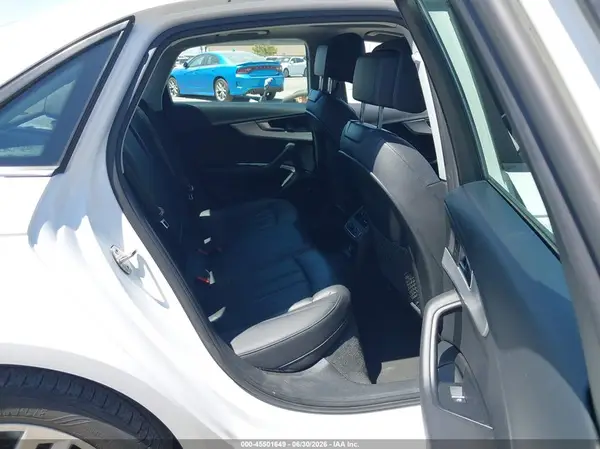 WAUANAF44HN052586 2017 AUDI A4 - Image 8