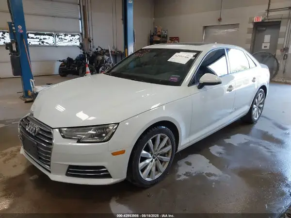 WAUANAF44HN069968 2017 AUDI A4 - Image 2