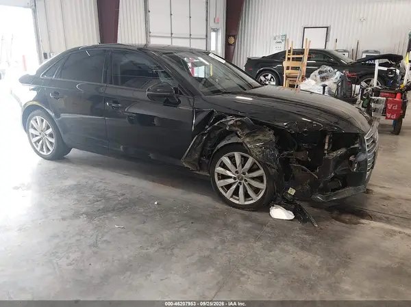 WAUANAF45HN000738 2017 AUDI A4 - Image 1