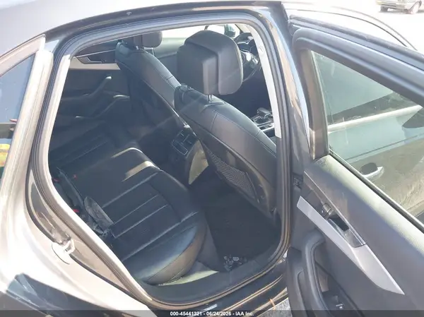 WAUANAF45HN010413 2017 AUDI A4 - Image 8
