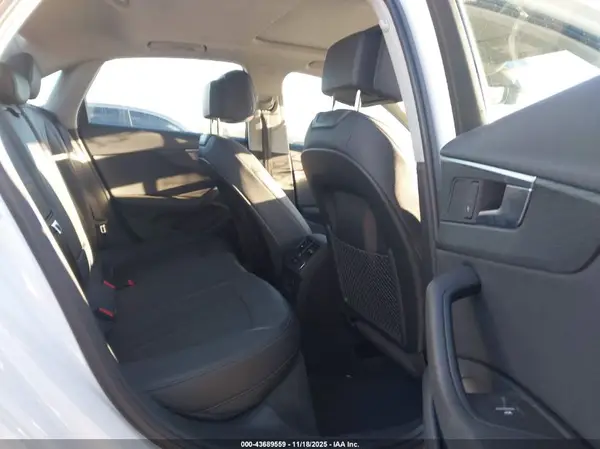 WAUANAF46HN065582 2017 AUDI A4 - Image 8