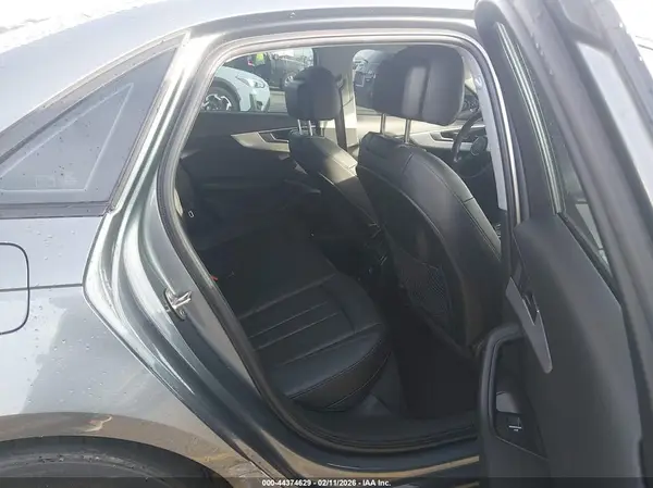 WAUANAF46HN066621 2017 AUDI A4 - Image 8