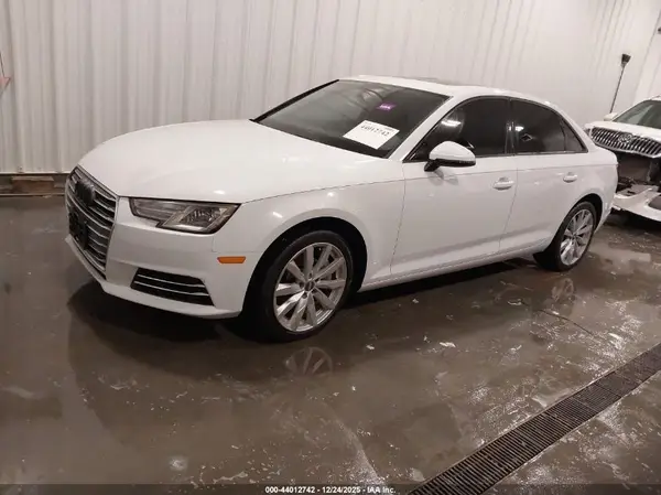WAUANAF47HN031733 2017 AUDI A4 - Image 2