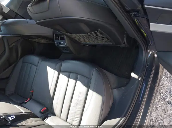 WAUANAF48HN006498 2017 AUDI A4 - Image 8