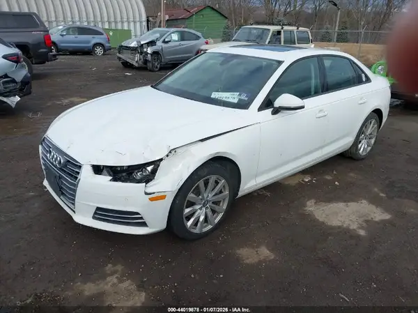WAUANAF49HN008048 2017 AUDI A4 - Image 2