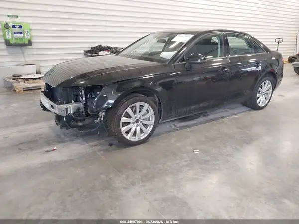 WAUANAF4XHN001206 2017 AUDI A4 - Image 2