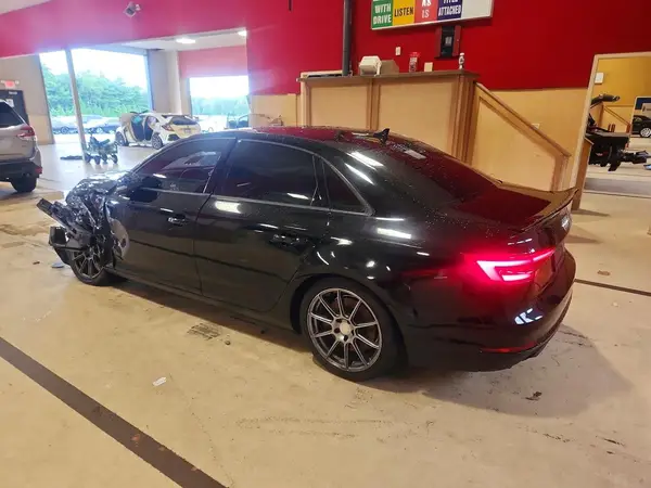 WAUANAF4XHN007233 2017 AUDI A4 - Image 2