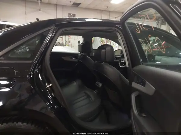 WAUANAF4XHN011797 2017 AUDI A4 - Image 8