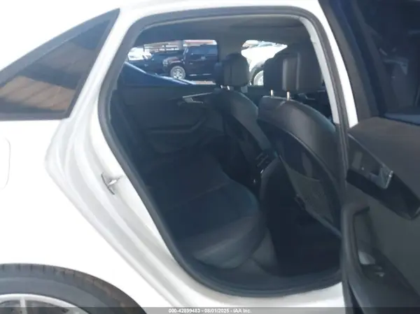 WAUANAF4XHN013159 2017 AUDI A4 - Image 8