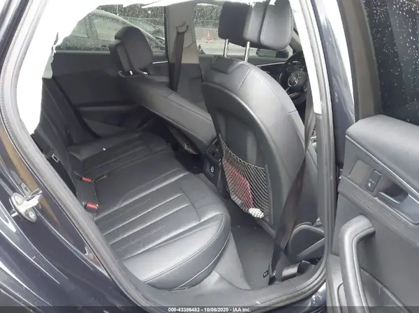 WAUANAF4XHN055900 2017 AUDI A4 - Image 8