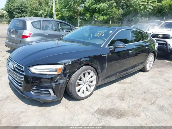 WAUANCF52JA131403 2018 AUDI A5 - Image 2