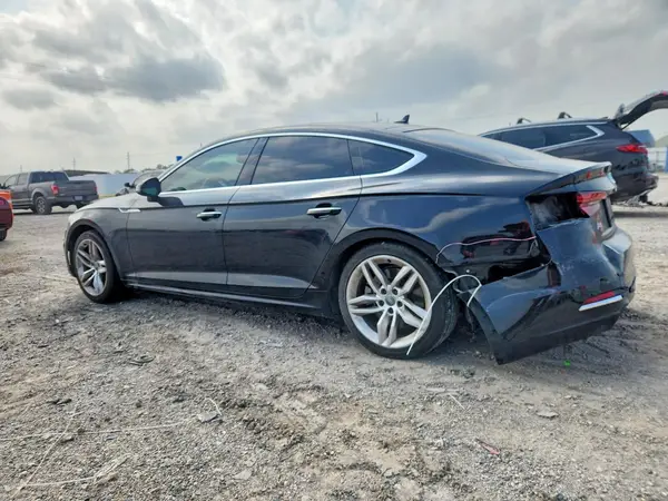 WAUANCF52KA063038 2019 AUDI A5 - Image 2