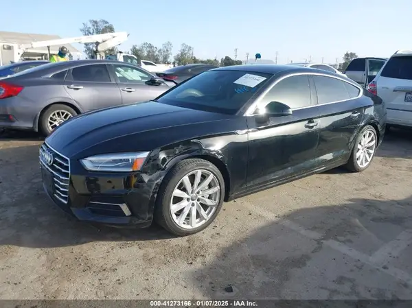 WAUANCF53JA039605 2018 AUDI A5 - Image 2