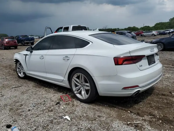 WAUANCF54KA007960 2019 AUDI A5 - Image 2