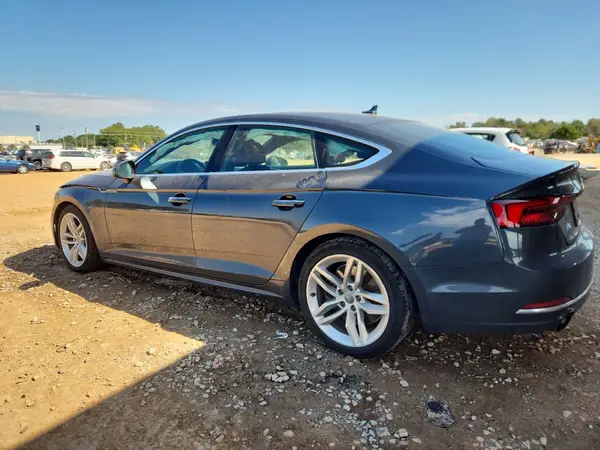 WAUANCF55KA063065 2019 AUDI A5 - Image 2