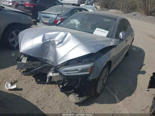 WAUANCF56JA011278 2018 AUDI A5 - Image 2
