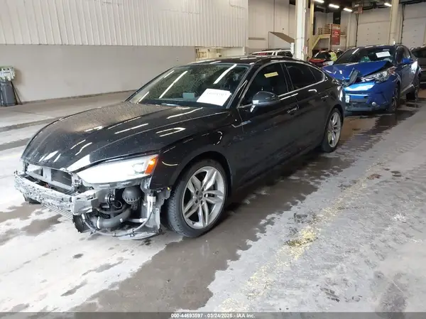 WAUANCF56KA053614 2019 AUDI A5 - Image 2