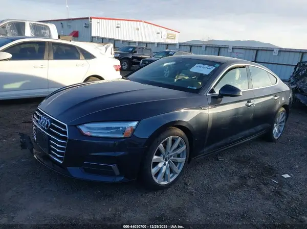 WAUANCF57JA011113 2018 AUDI A5 - Image 2