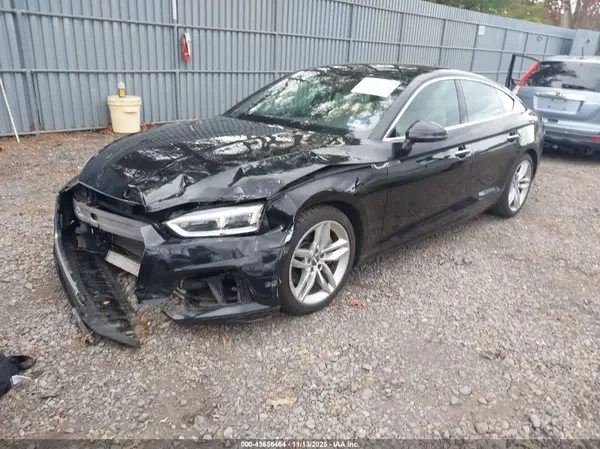 WAUANCF57KA058840 2019 AUDI A5 - Image 2