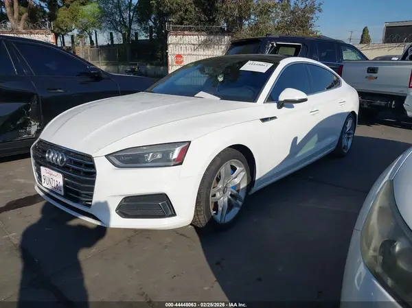 WAUANCF57KA064086 2019 AUDI A5 - Image 2
