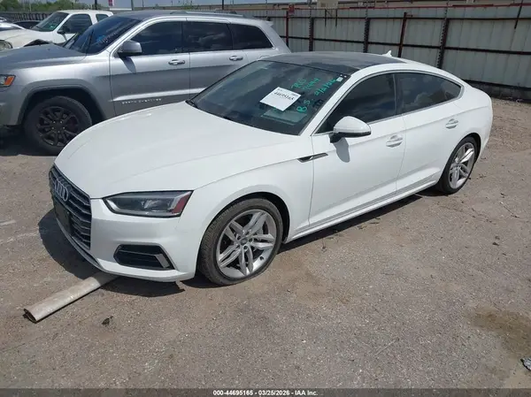 WAUANCF58KA057017 2019 AUDI A5 - Image 2