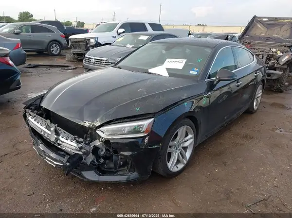WAUANCF59KA063182 2019 AUDI A5 - Image 2