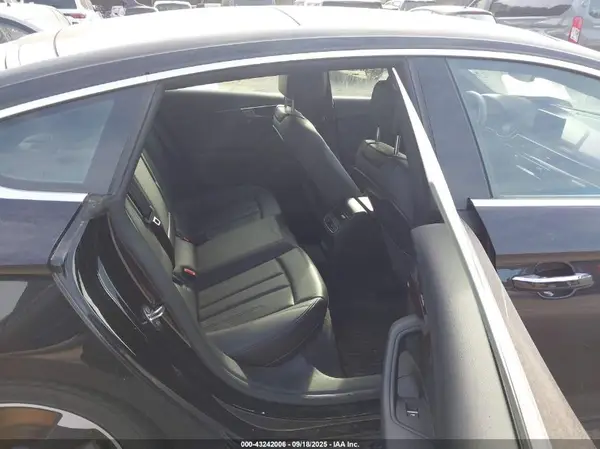 WAUANCF59KA063697 2019 AUDI A5 - Image 8