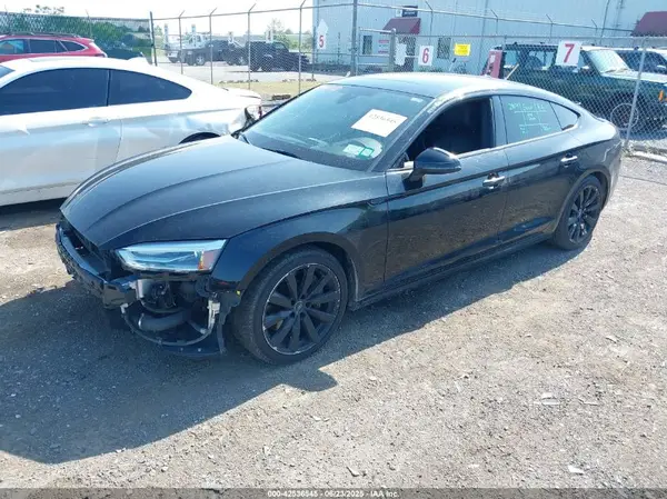 WAUANCF5XJA012661 2018 AUDI A5 - Image 2