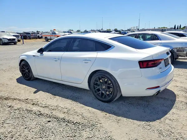 WAUANCF5XKA059139 2019 AUDI A5 - Image 2