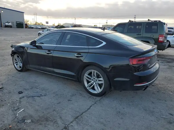 WAUANCF5XKA061196 2019 AUDI A5 - Image 2