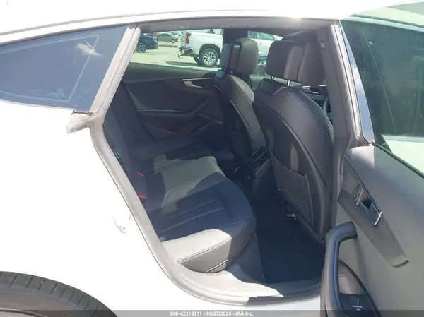 WAUANCF5XKA068987 2019 AUDI A5 - Image 8