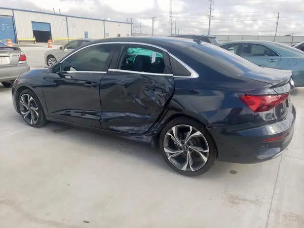 WAUAUDGY7NA016125 2022 AUDI A3 - Image 2