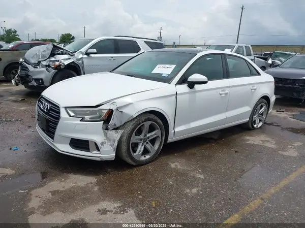 WAUAUGFF0H1024265 2017 AUDI A3 - Image 2