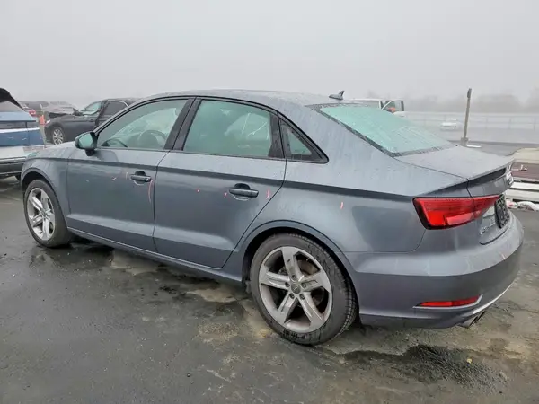 WAUAUGFF0H1039591 2017 AUDI A3 - Image 2
