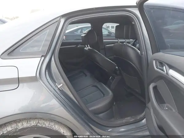 WAUAUGFF0H1060859 2017 AUDI A3 - Image 8