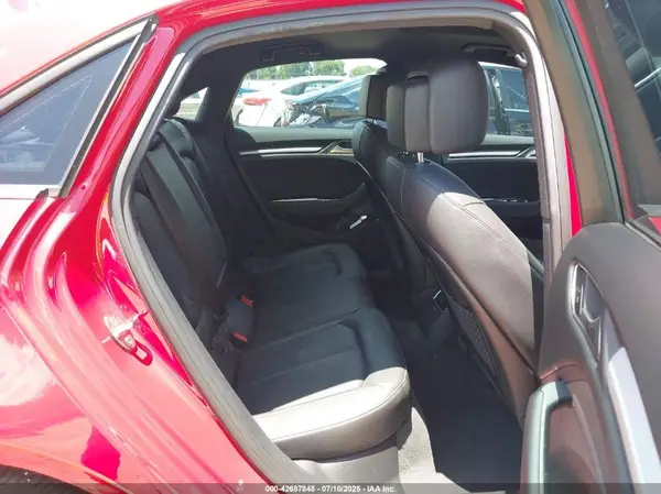 WAUAUGFF0J1031545 2018 AUDI A3 - Image 8