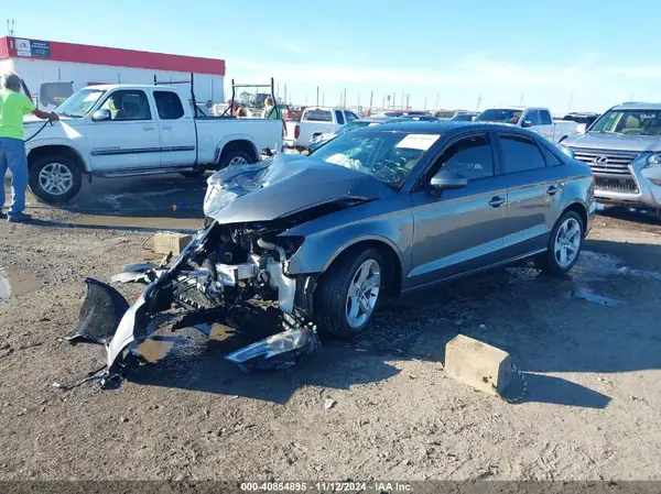 WAUAUGFF0J1034686 2018 AUDI A3 - Image 2