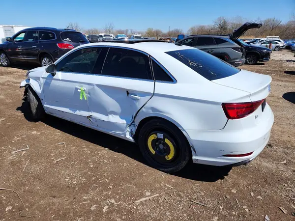 WAUAUGFF0KA076132 2019 AUDI A3 - Image 2