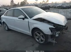 WAUAUGFF1H1028325 2017 AUDI A3