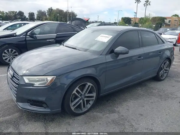 WAUAUGFF1H1033914 2017 AUDI A3 - Image 2