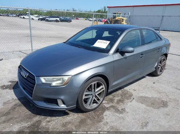 WAUAUGFF1H1047117 2017 AUDI A3 - Image 2