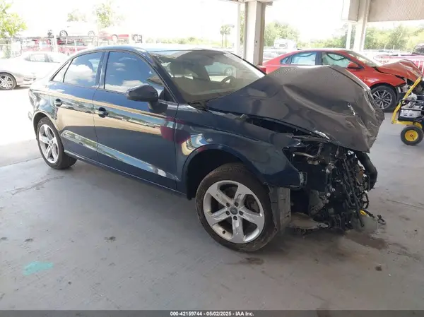 WAUAUGFF1H1058697 2017 AUDI A3 - Image 1